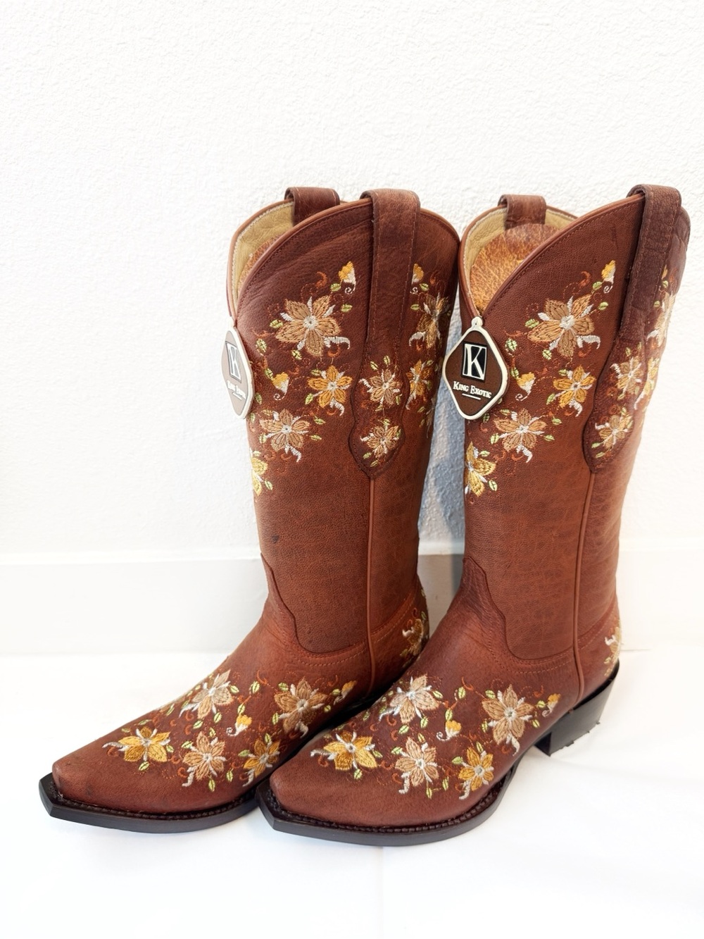 King Exotic Floral Embroidered Leather Cowboy Boots in Cognac Brown Size 6.5